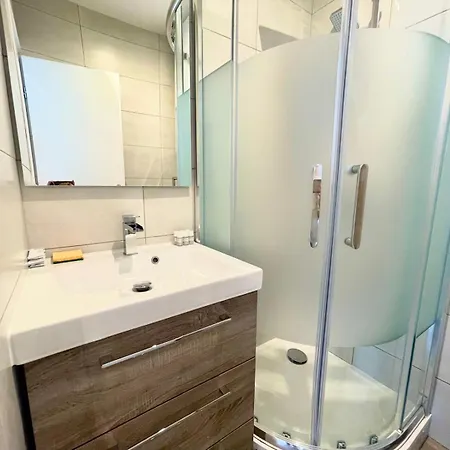 Апартаменты Calme Et Avec Clim Ницца